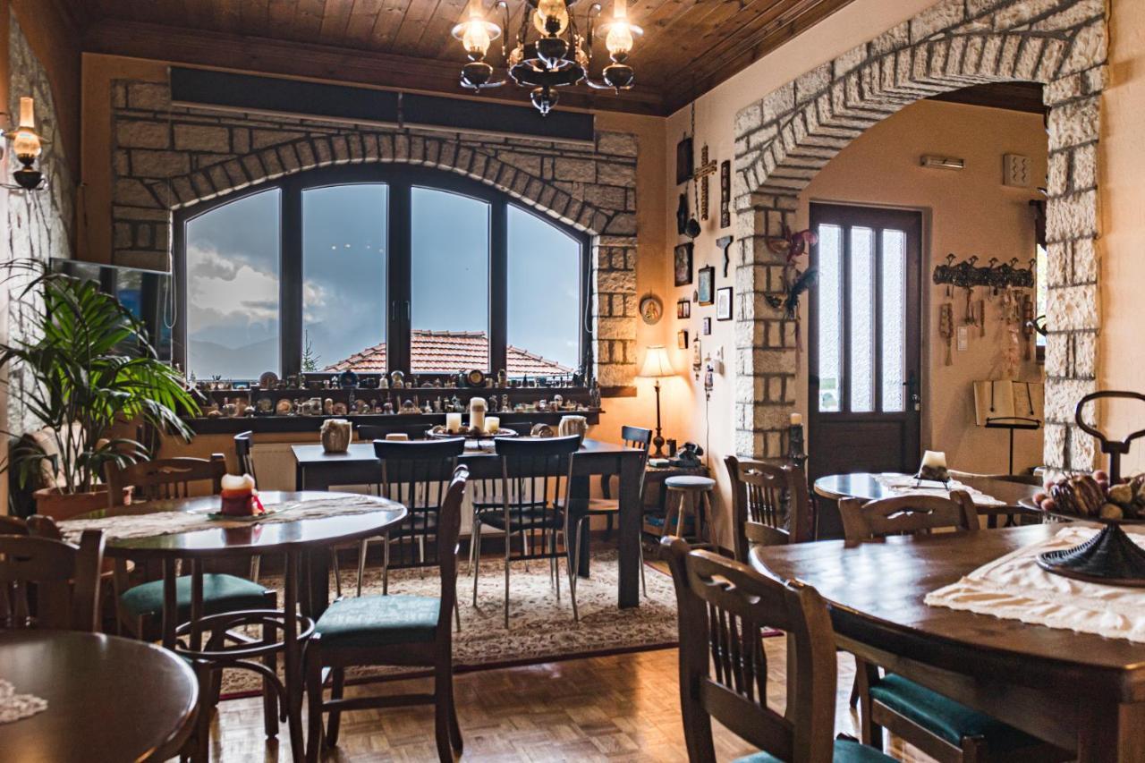 Semeli Guesthouse Karpenisi Ngoại thất bức ảnh