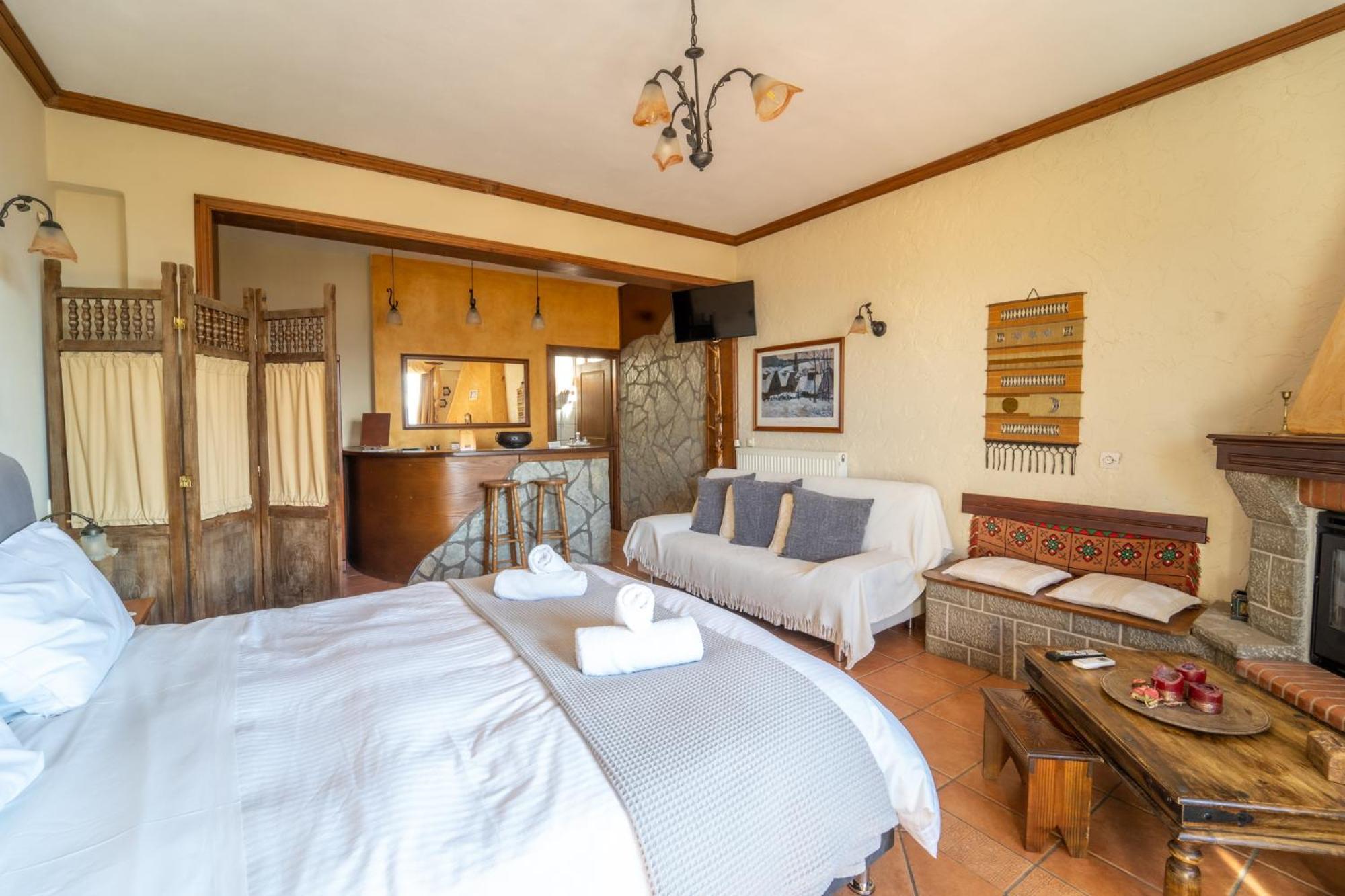 Semeli Guesthouse Karpenisi Ngoại thất bức ảnh