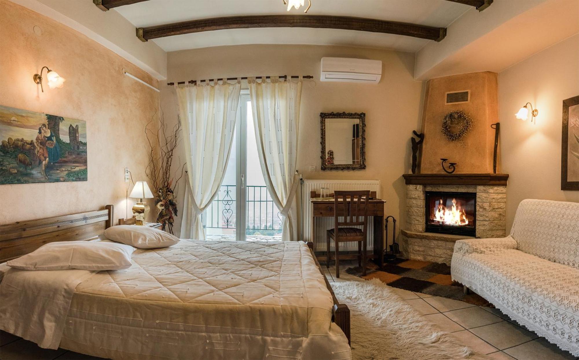 Semeli Guesthouse Karpenisi Ngoại thất bức ảnh