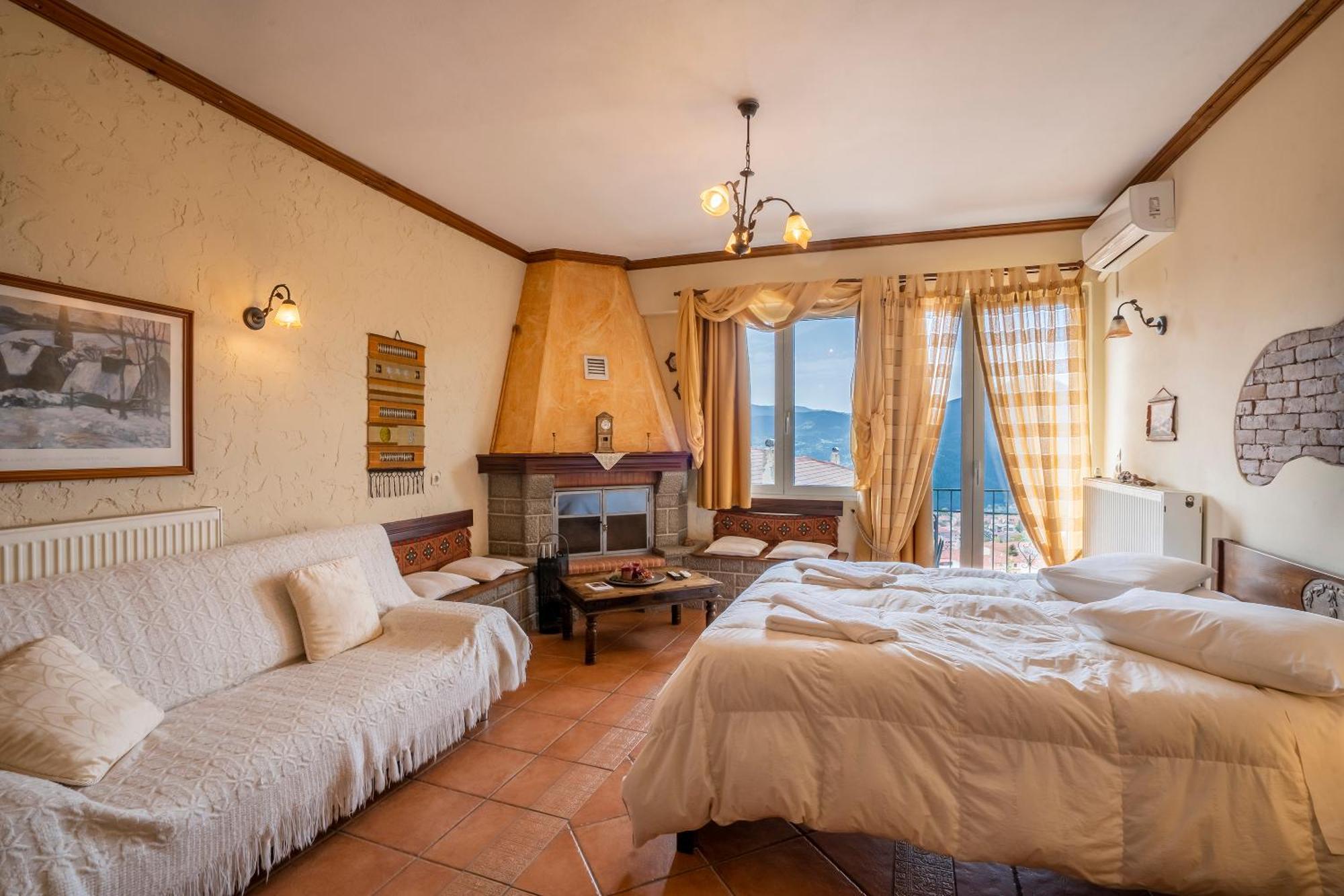 Semeli Guesthouse Karpenisi Ngoại thất bức ảnh
