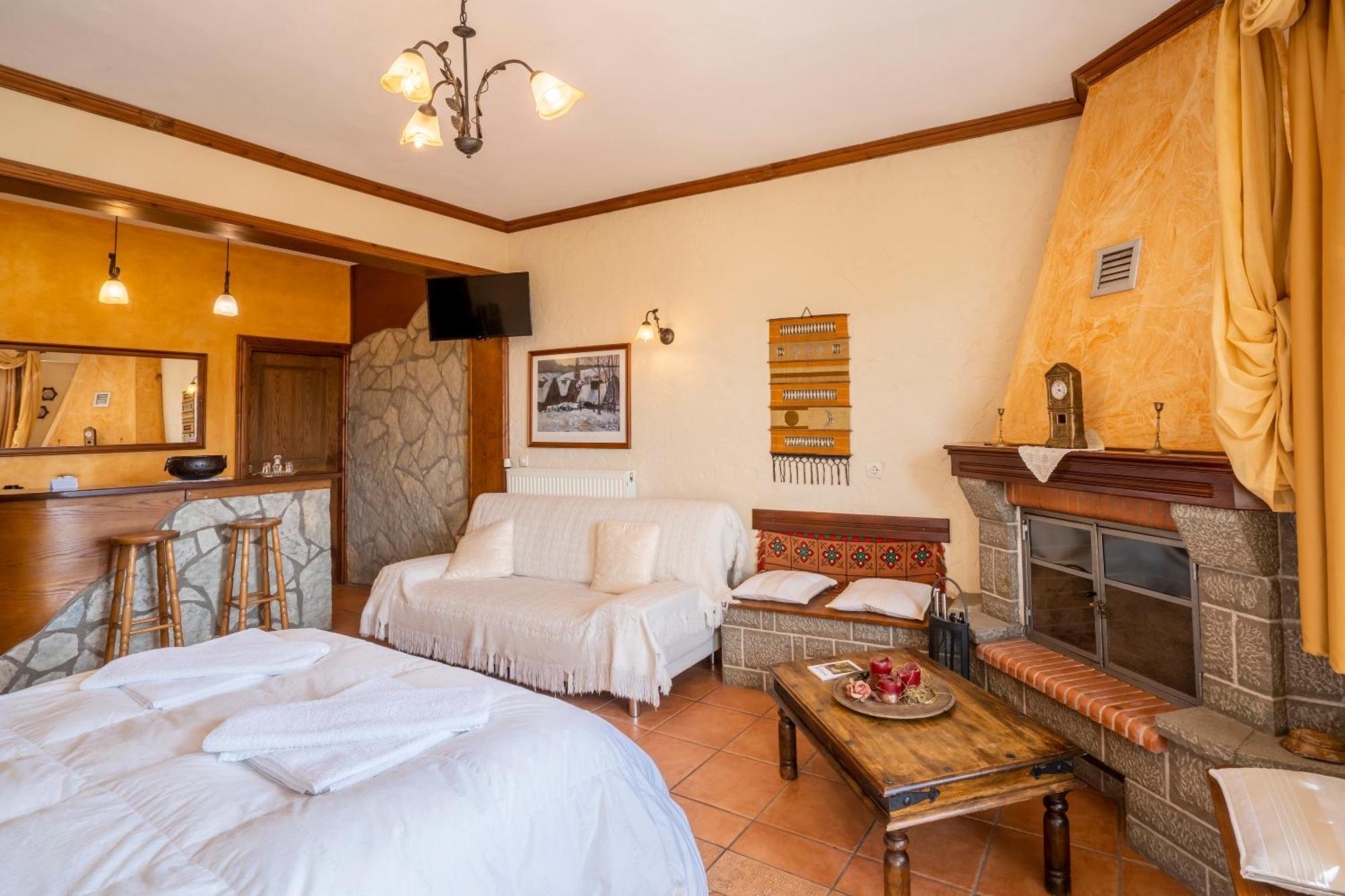 Semeli Guesthouse Karpenisi Ngoại thất bức ảnh