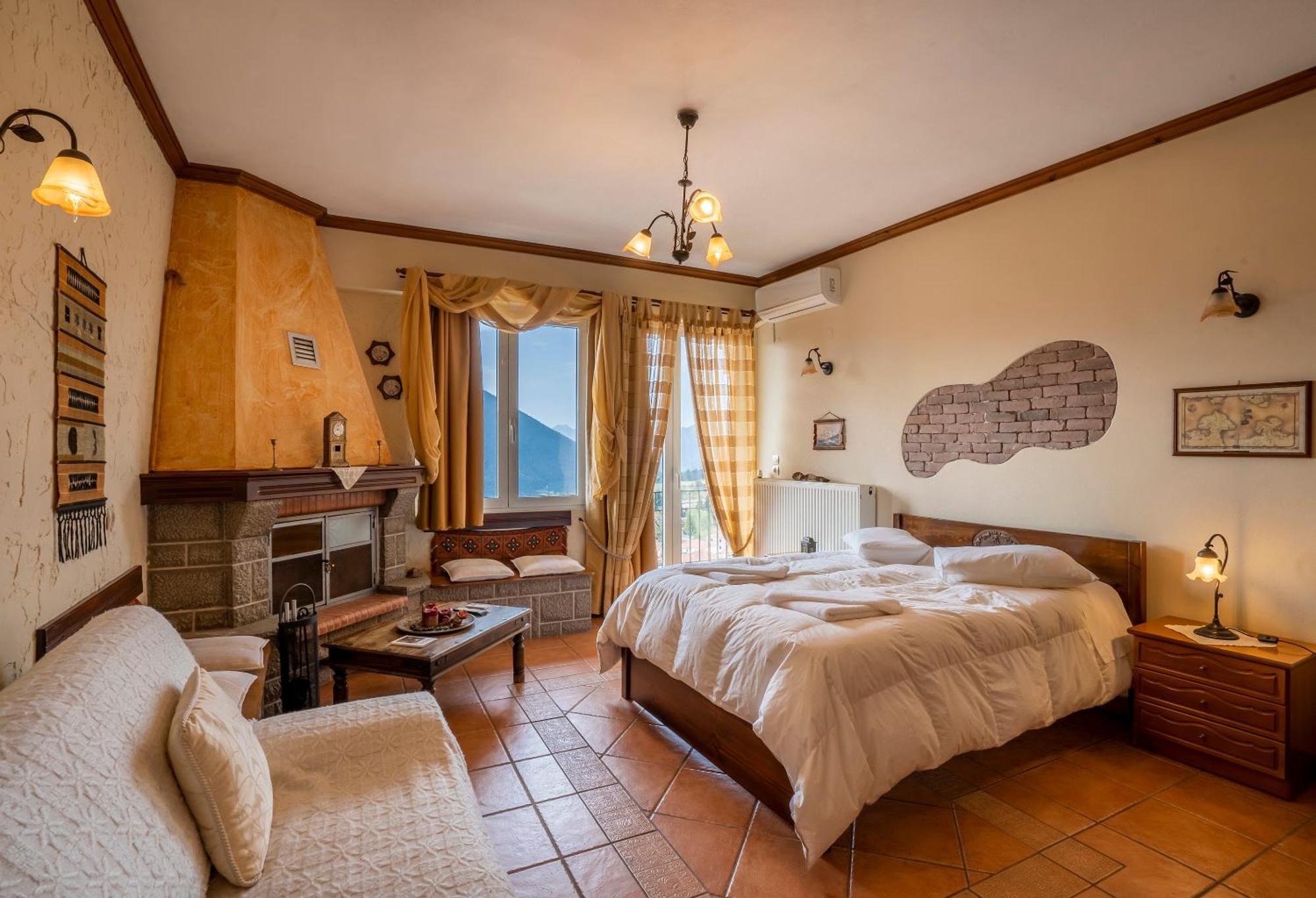 Semeli Guesthouse Karpenisi Ngoại thất bức ảnh